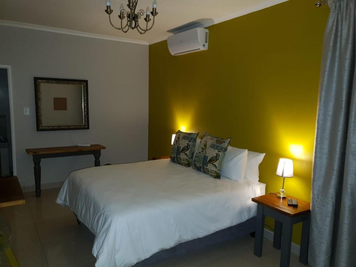 Poetry Guestrooms Vryburg Exterior foto